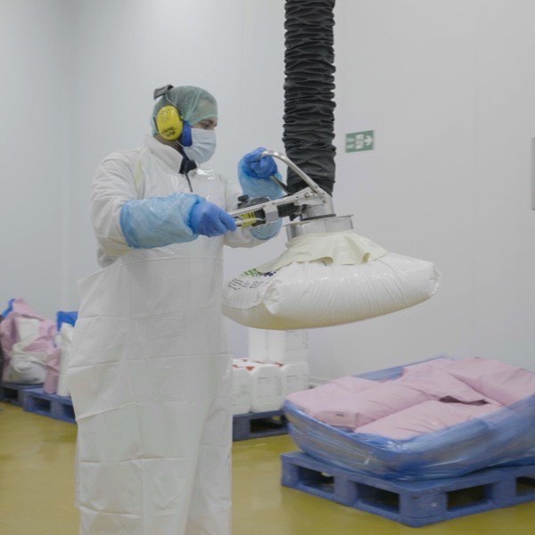 Sack handling in production — photograph 2